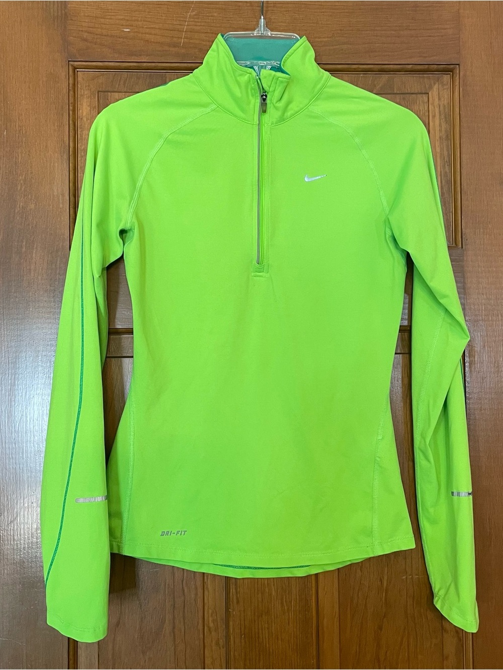 Nike Women’s Lime Green Dri-FIT Long-Sleeve 1/4 Zip Top, Size XS